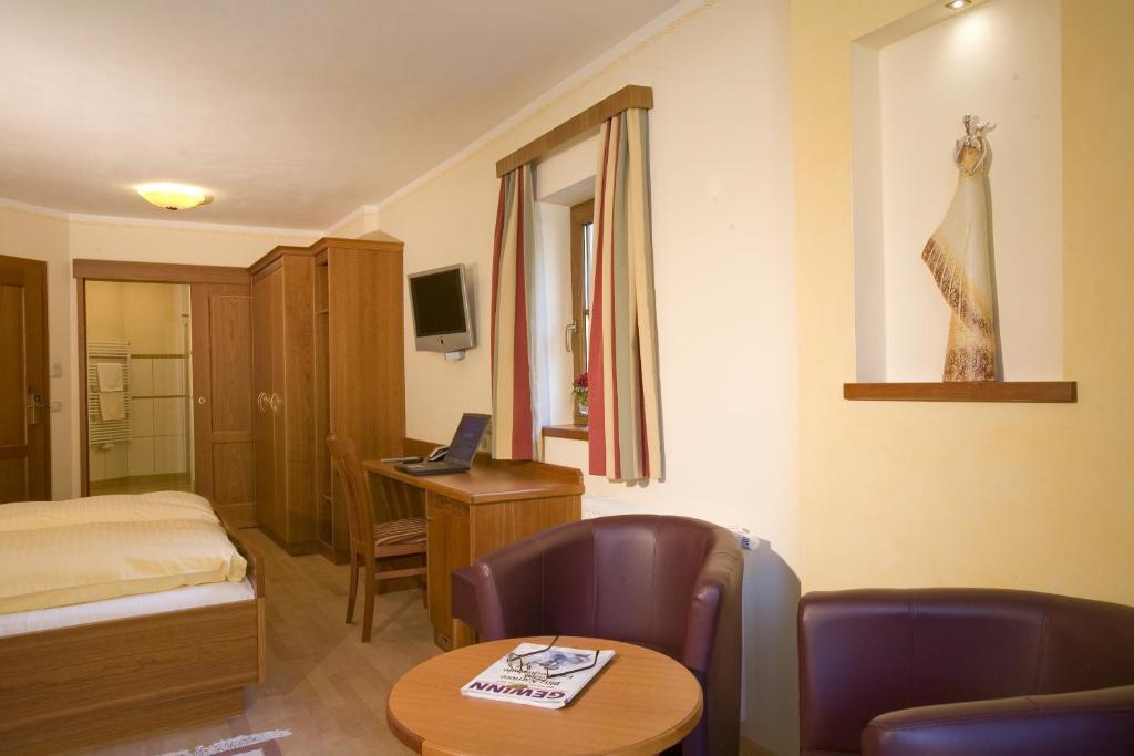 Garten - Hotel Sallerhof Grödig Δωμάτιο φωτογραφία