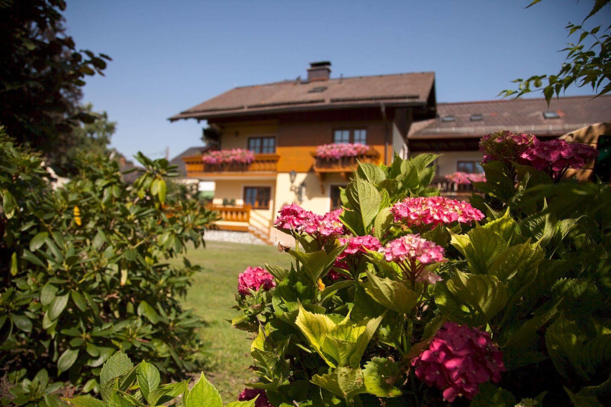 Garten - Hotel Sallerhof Grödig Εξωτερικό φωτογραφία